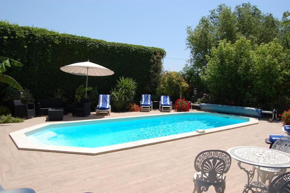 Chambre Seville - Mas Saint-Louis - Piscine Chauffee Aigues-Mortes Extérieur photo
