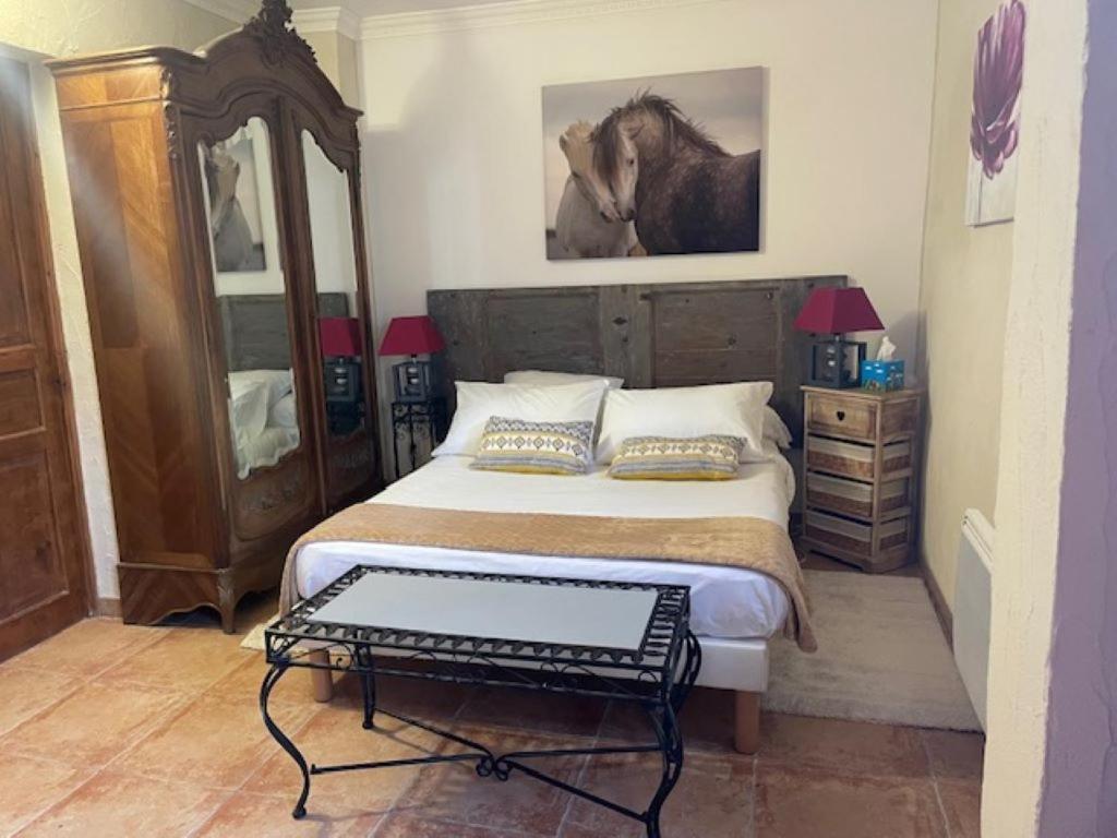 Chambre Seville - Mas Saint-Louis - Piscine Chauffee Aigues-Mortes Extérieur photo